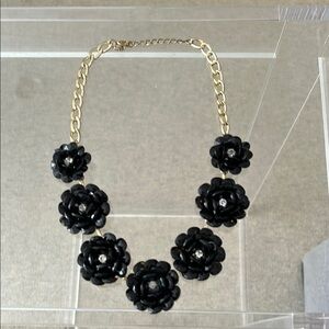 Elegant Black Floral Necklace